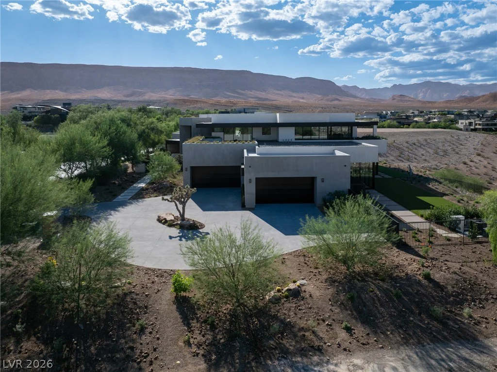 11588 Stardust, Las Vegas, NV 89135