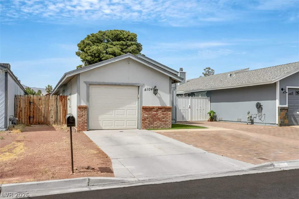 4104 Broadriver, Las Vegas, NV 89108