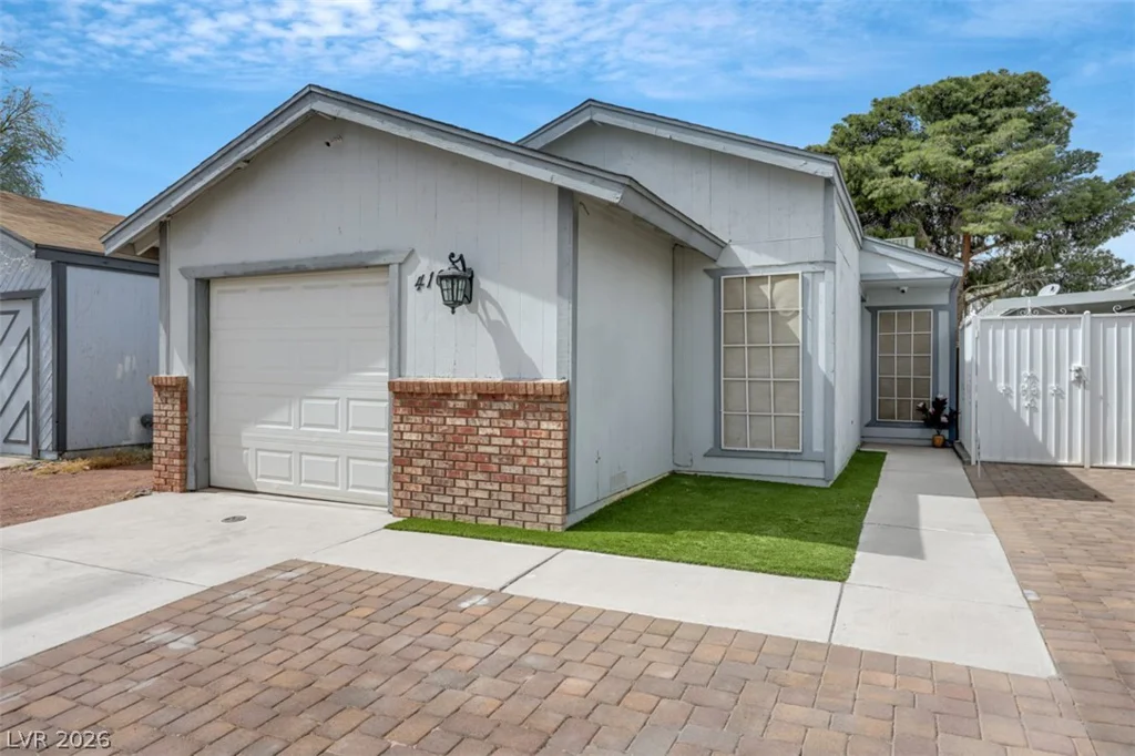4104 Broadriver, Las Vegas, NV 89108