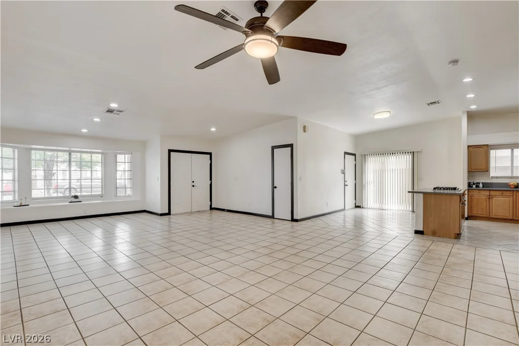 3719 Glacier Grove, North Las Vegas, NV 89032