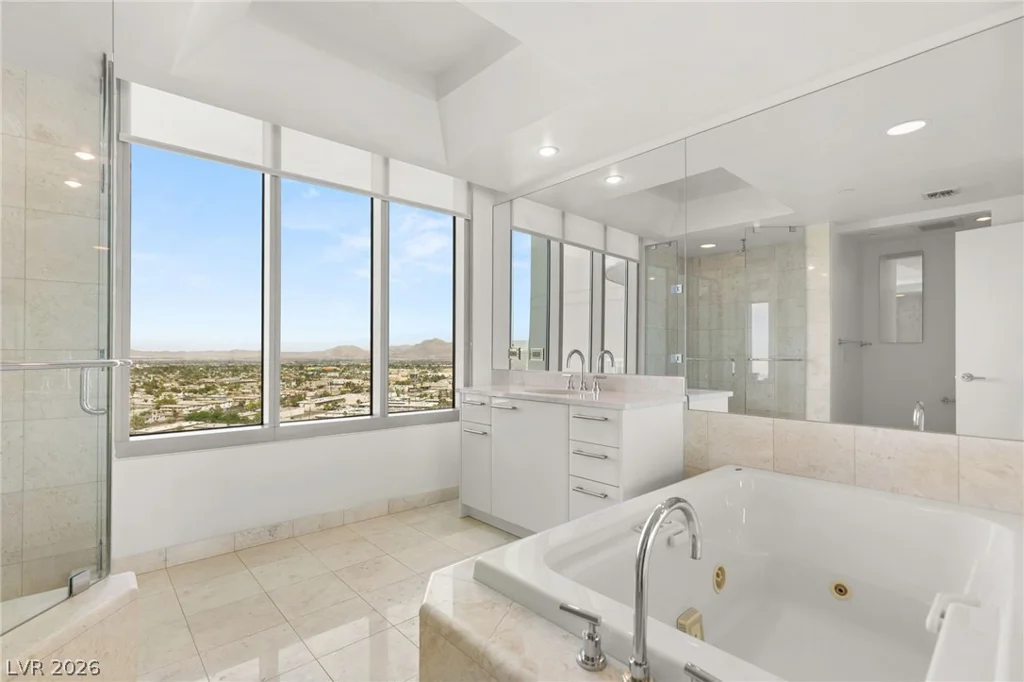 222 Karen, Las Vegas, NV 89109