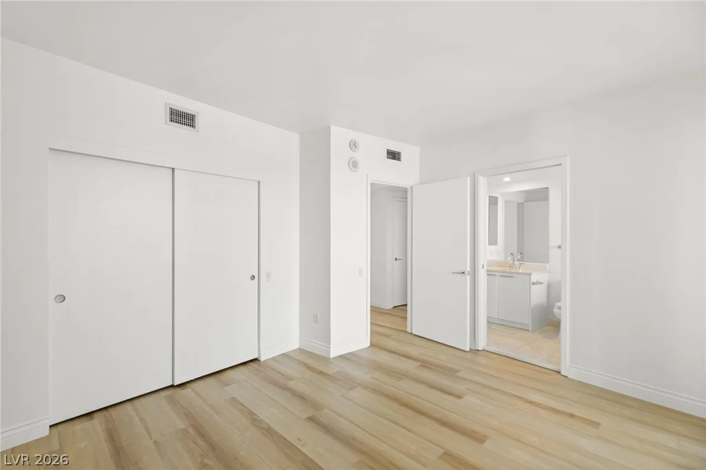222 Karen, Las Vegas, NV 89109