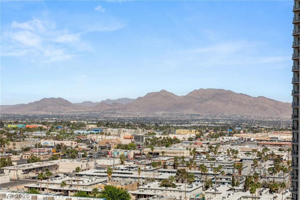 222 Karen, Las Vegas, NV 89109