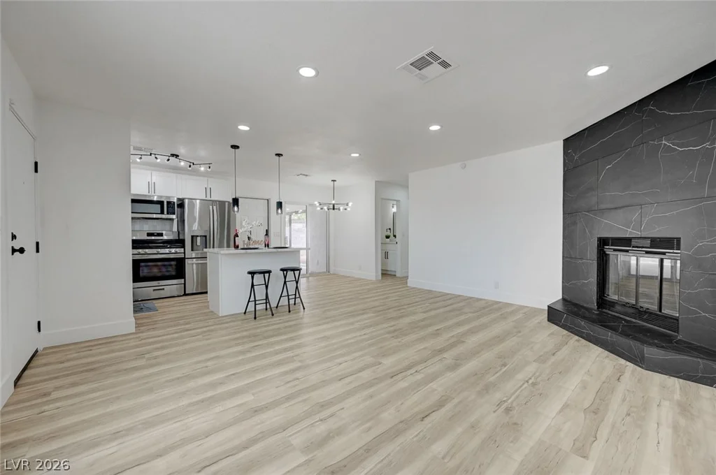 252 Meyers, Henderson, NV 89015