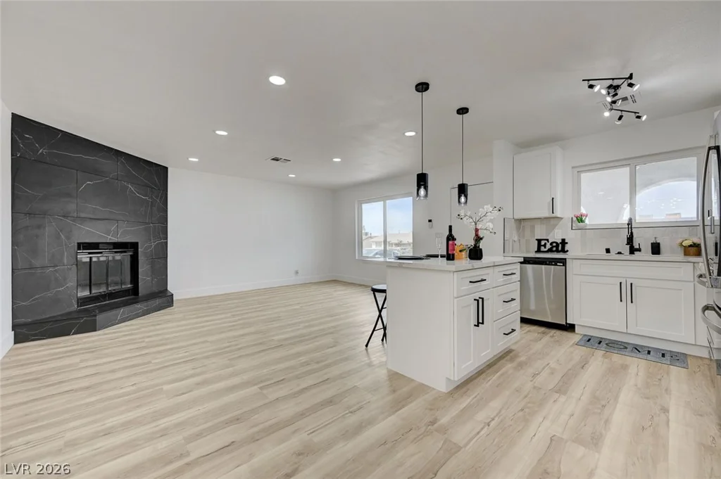 252 Meyers, Henderson, NV 89015