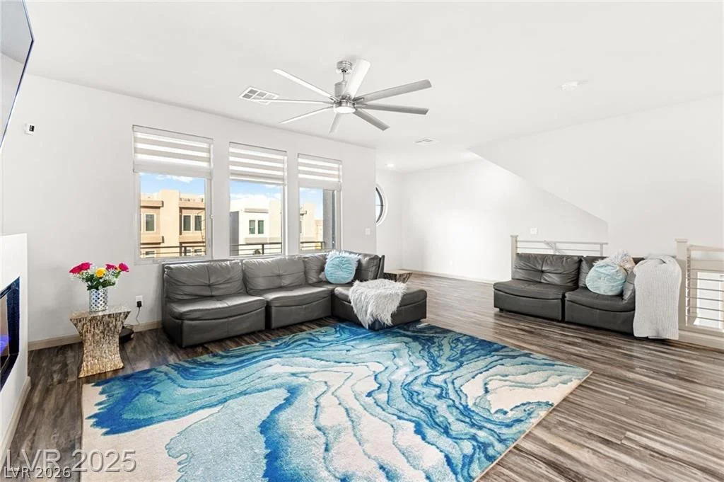 8011 Haywood Estate, Las Vegas, NV 89113