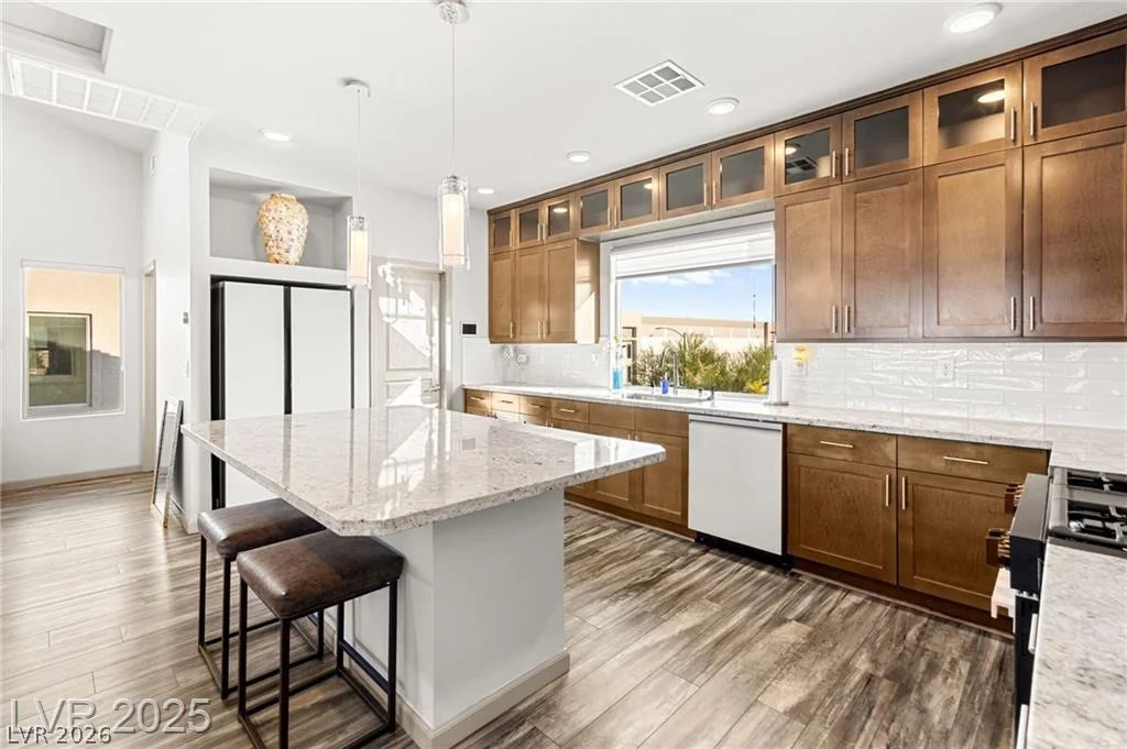 8011 Haywood Estate, Las Vegas, NV 89113