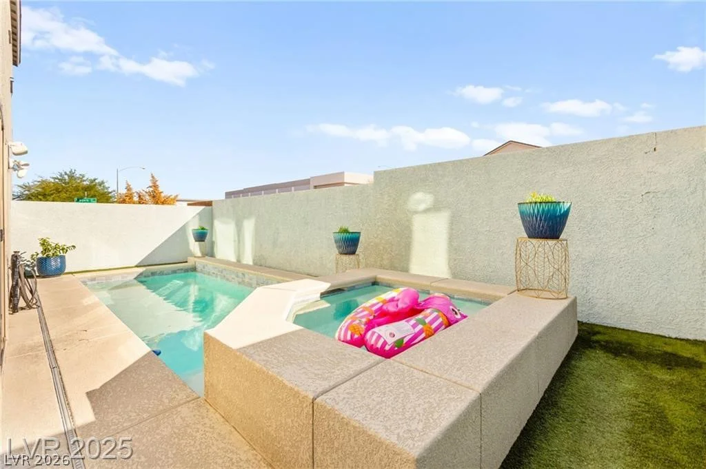 8011 Haywood Estate, Las Vegas, NV 89113