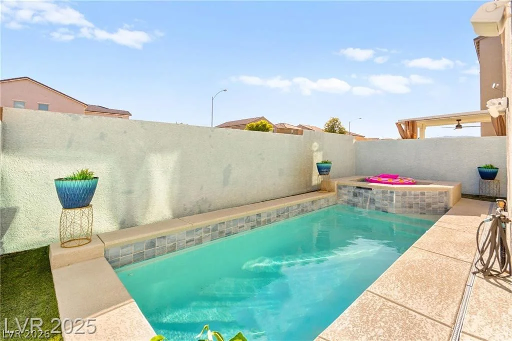 8011 Haywood Estate, Las Vegas, NV 89113