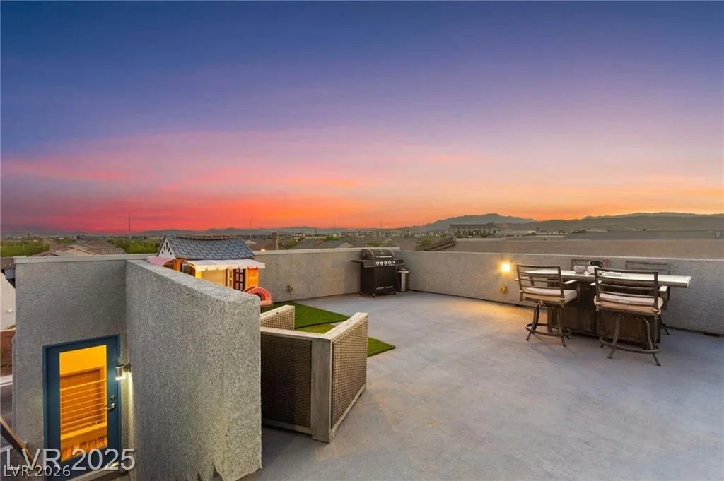 8011 Haywood Estate, Las Vegas, NV 89113