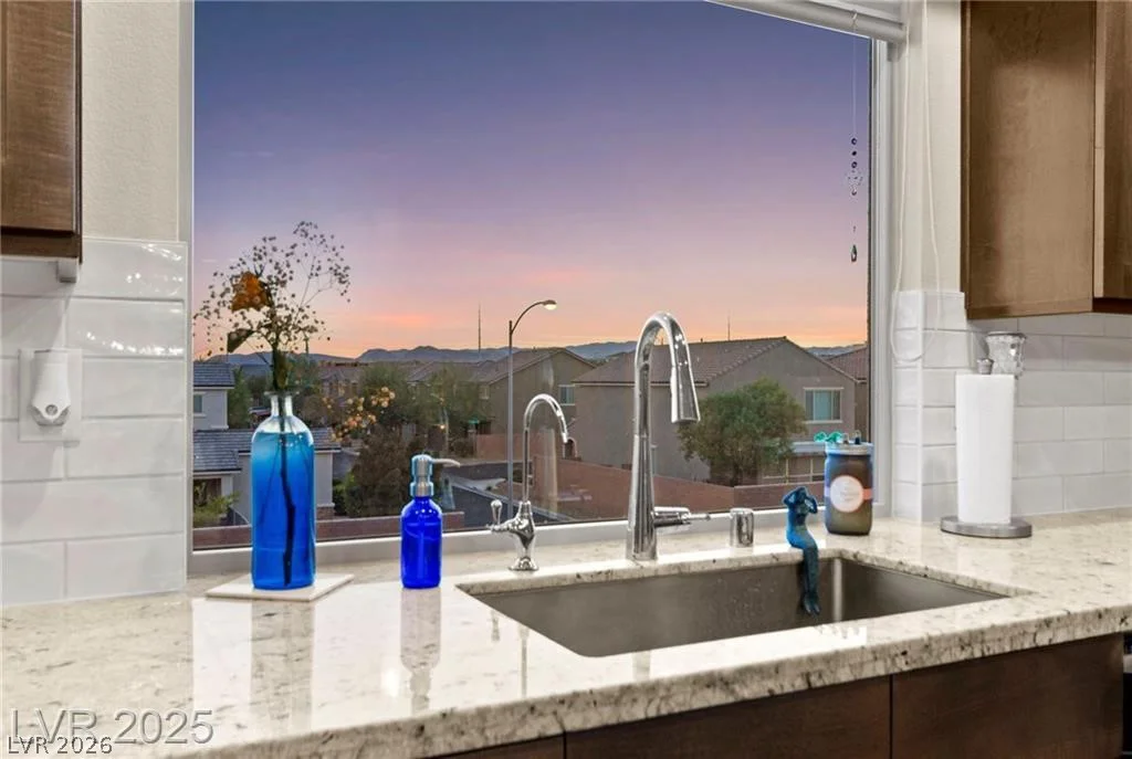 8011 Haywood Estate, Las Vegas, NV 89113