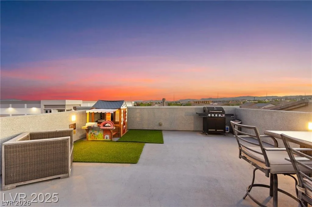 8011 Haywood Estate, Las Vegas, NV 89113