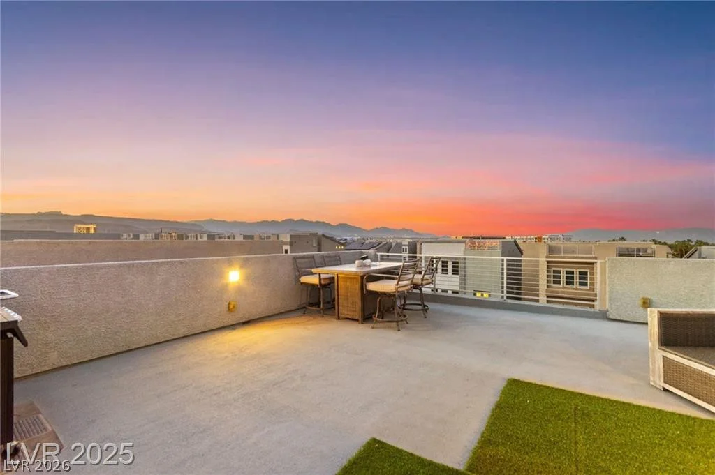 8011 Haywood Estate, Las Vegas, NV 89113