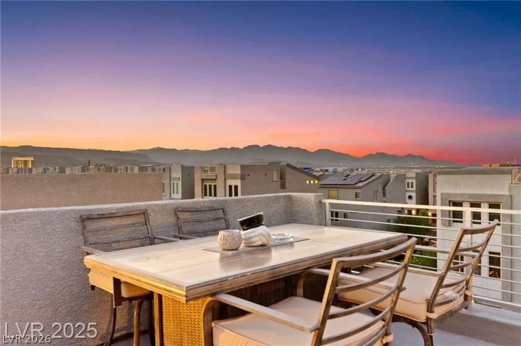 8011 Haywood Estate, Las Vegas, NV 89113