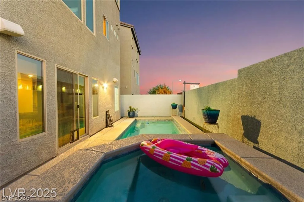 8011 Haywood Estate, Las Vegas, NV 89113