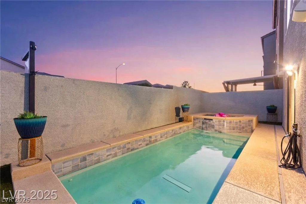 8011 Haywood Estate, Las Vegas, NV 89113