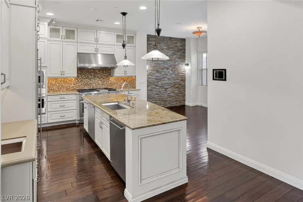 11280 Granite Ridge, Las Vegas, NV 89135