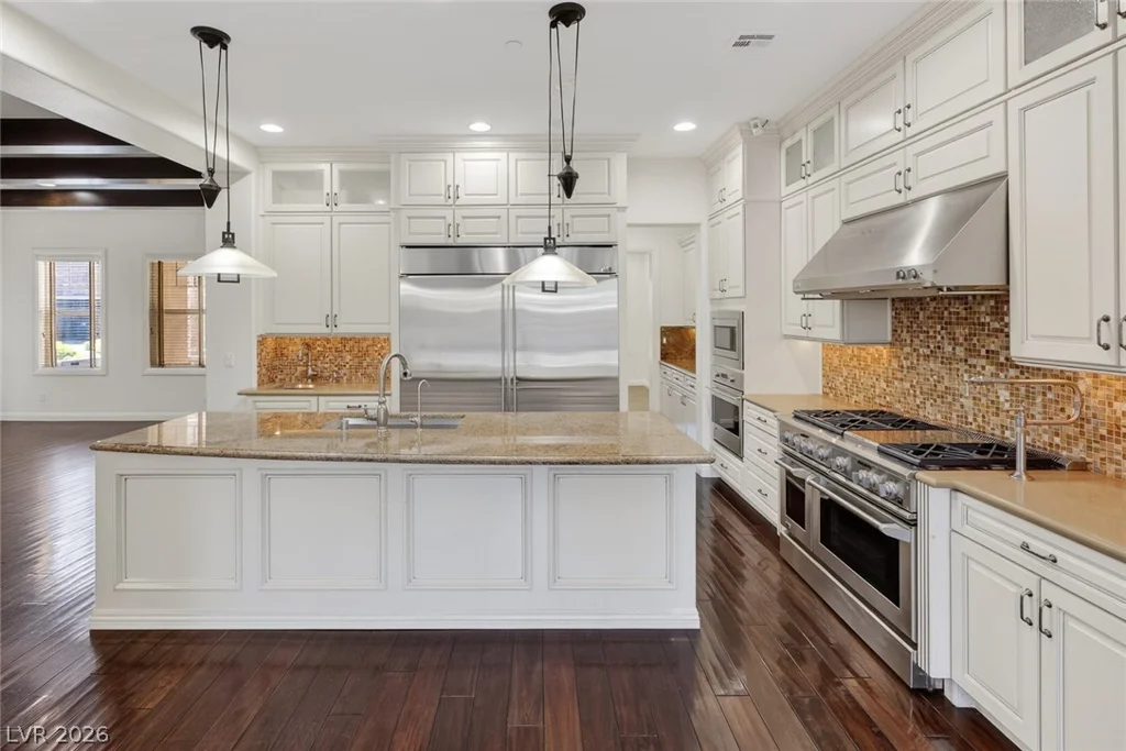 11280 Granite Ridge, Las Vegas, NV 89135