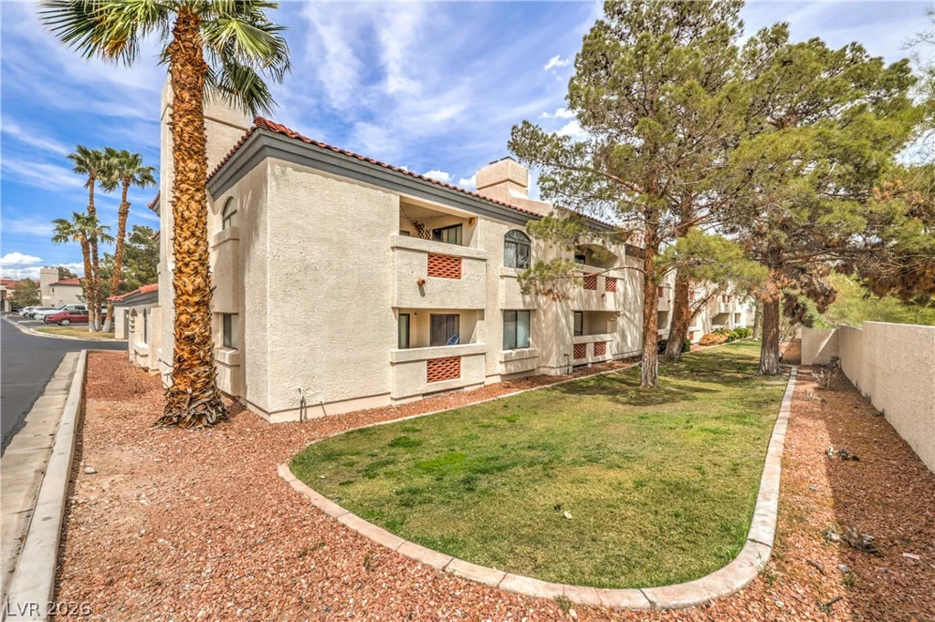 8455 Sahara, Las Vegas, NV 89117