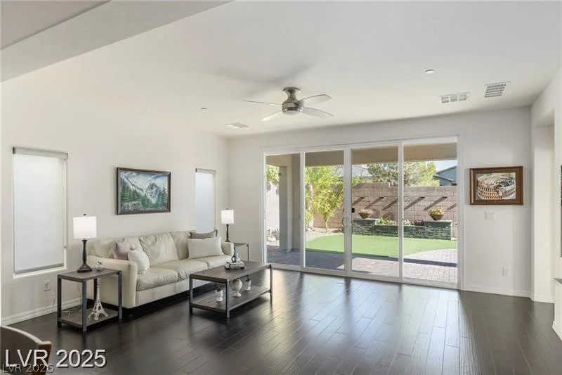 25 Via Corvina, Henderson, NV 89011