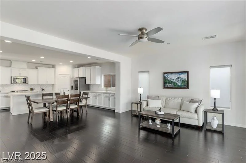25 Via Corvina, Henderson, NV 89011