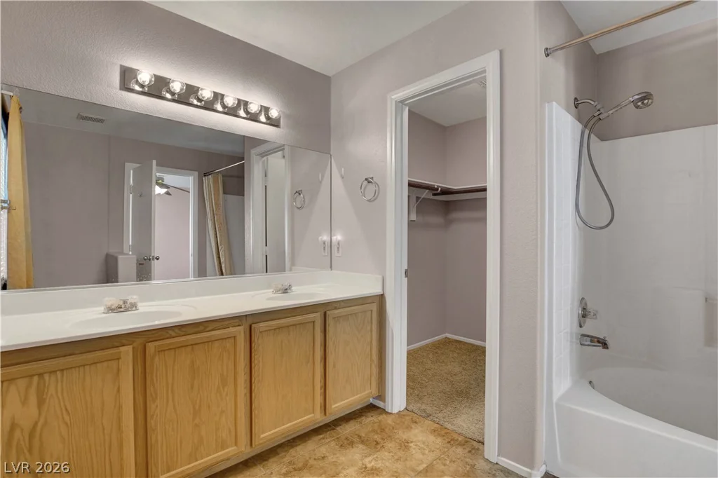 3651 McMurty, Las Vegas, NV 89129