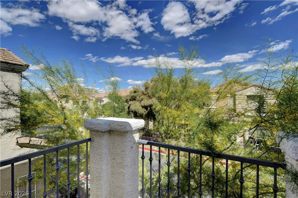 3651 McMurty, Las Vegas, NV 89129