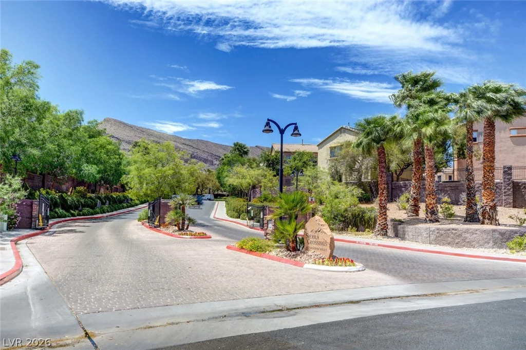 3651 McMurty, Las Vegas, NV 89129