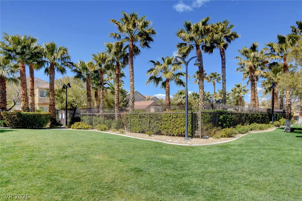 3651 McMurty, Las Vegas, NV 89129