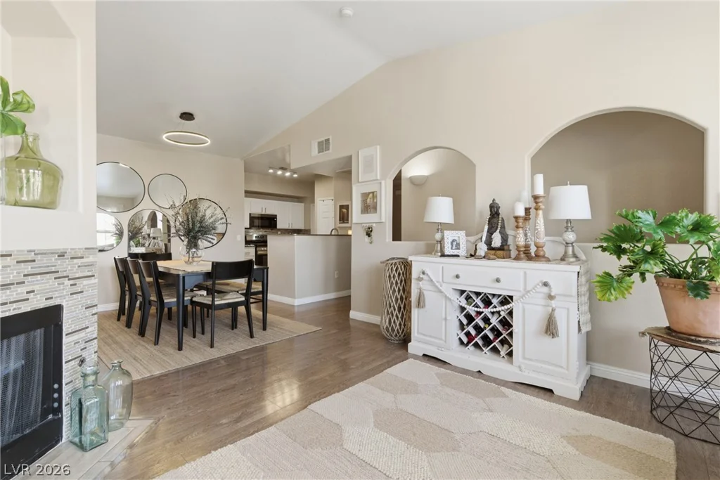 9975 Peace, Las Vegas, NV 89147