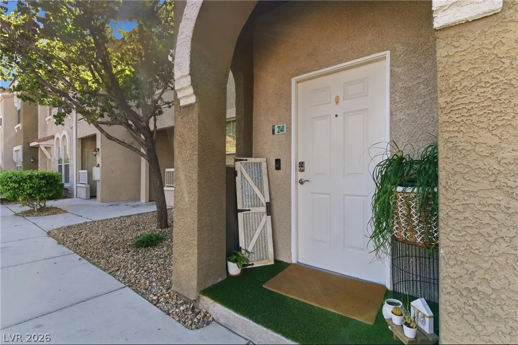 9975 Peace, Las Vegas, NV 89147