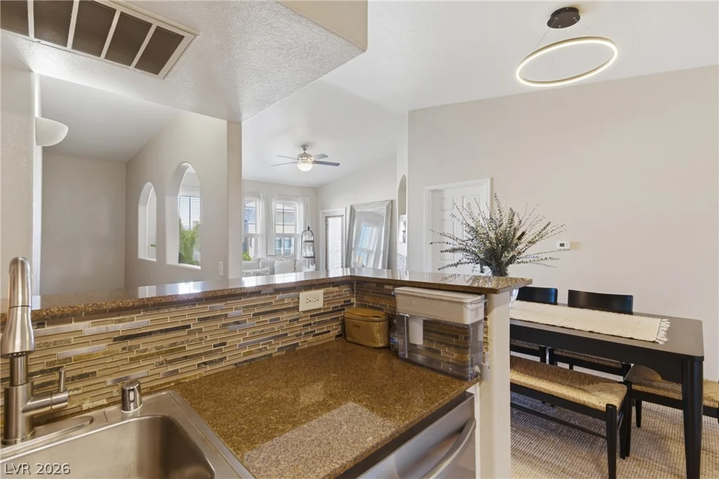 9975 Peace, Las Vegas, NV 89147