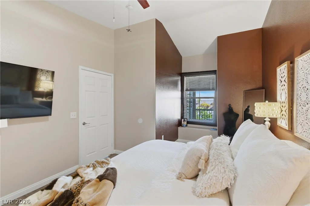 9975 Peace, Las Vegas, NV 89147