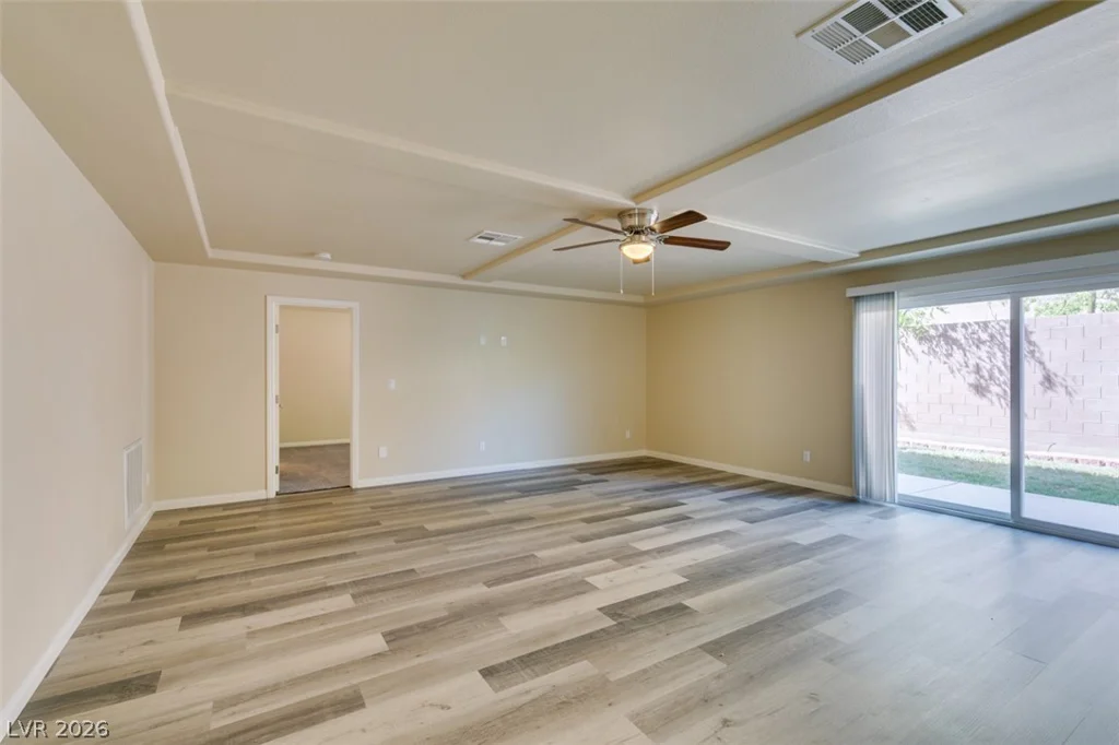 6386 Tomahawk Mill, Las Vegas, NV 89139