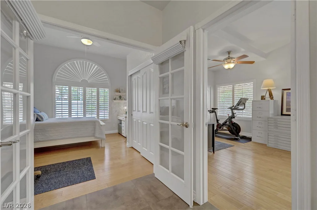 1432 Castle Crest, Las Vegas, NV 89117