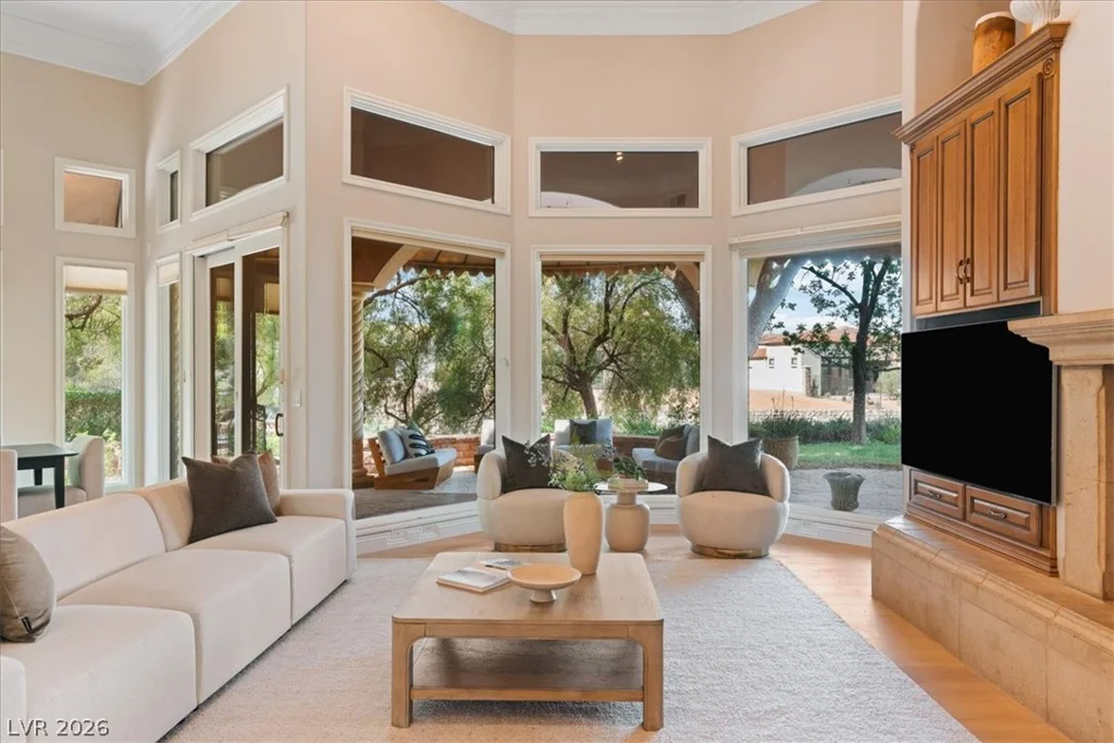 1 Via Mira Monte, Henderson, NV 89011