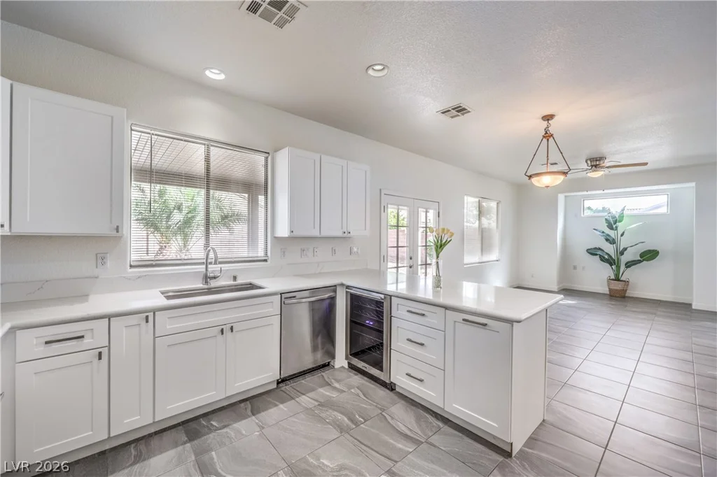 920 Gary Carmena, North Las Vegas, NV 89081