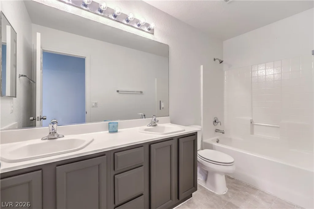 920 Gary Carmena, North Las Vegas, NV 89081
