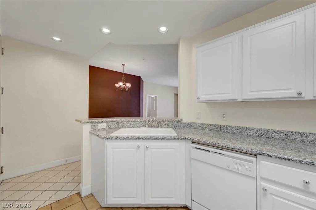 51 Agate, Las Vegas, NV 89123