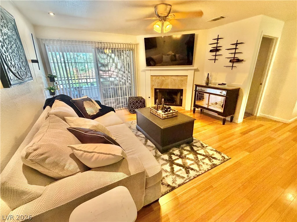 2200 Fort Apache, Las Vegas, NV 89117
