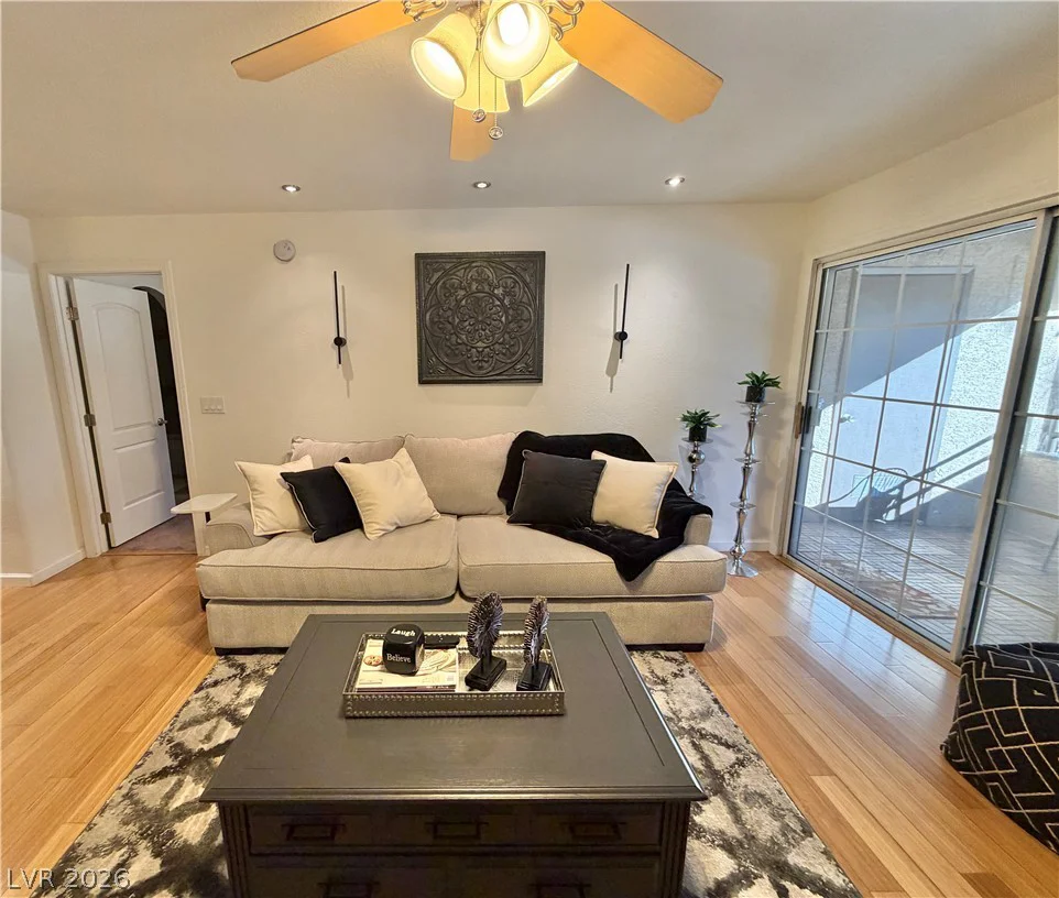 2200 Fort Apache, Las Vegas, NV 89117