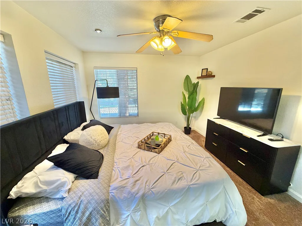 2200 Fort Apache, Las Vegas, NV 89117