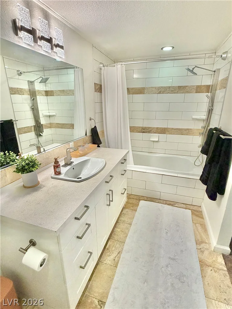 2200 Fort Apache, Las Vegas, NV 89117