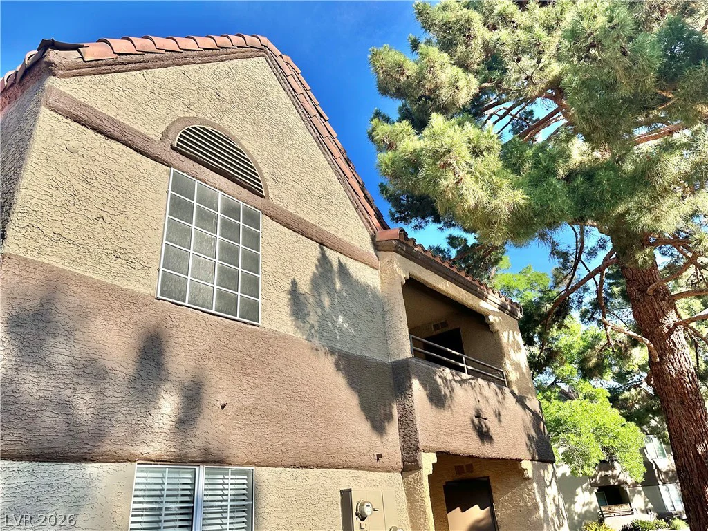 2200 Fort Apache, Las Vegas, NV 89117