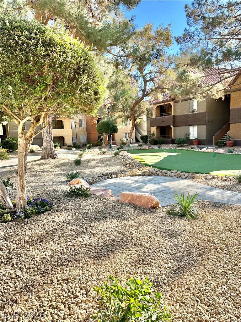 2200 Fort Apache, Las Vegas, NV 89117