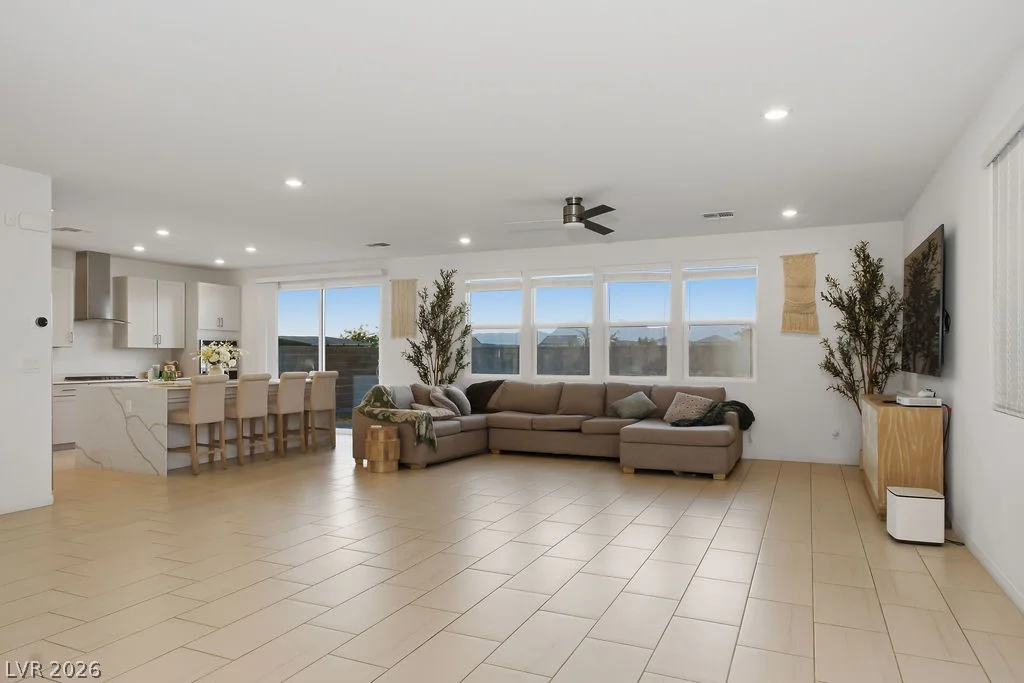 6905 Toll Mountain, North Las Vegas, NV 89086