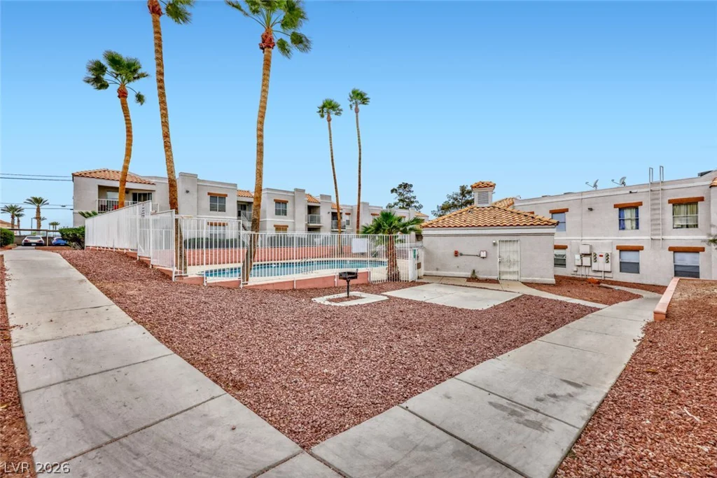 6800 Lake Mead, Las Vegas, NV 89156