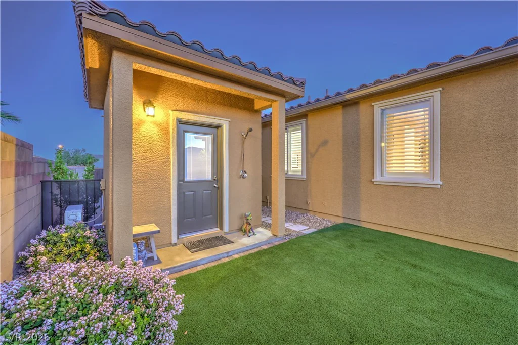 9165 Prescott Downs, Las Vegas, NV 89148