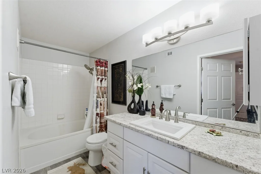 1150 Buffalo, Las Vegas, NV 89128