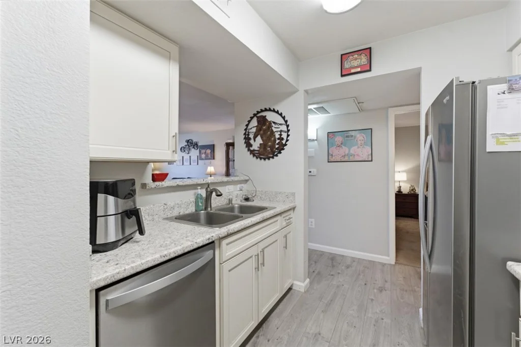 1150 Buffalo, Las Vegas, NV 89128